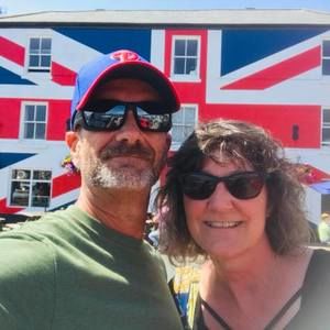 Meet your Posher, Debbie